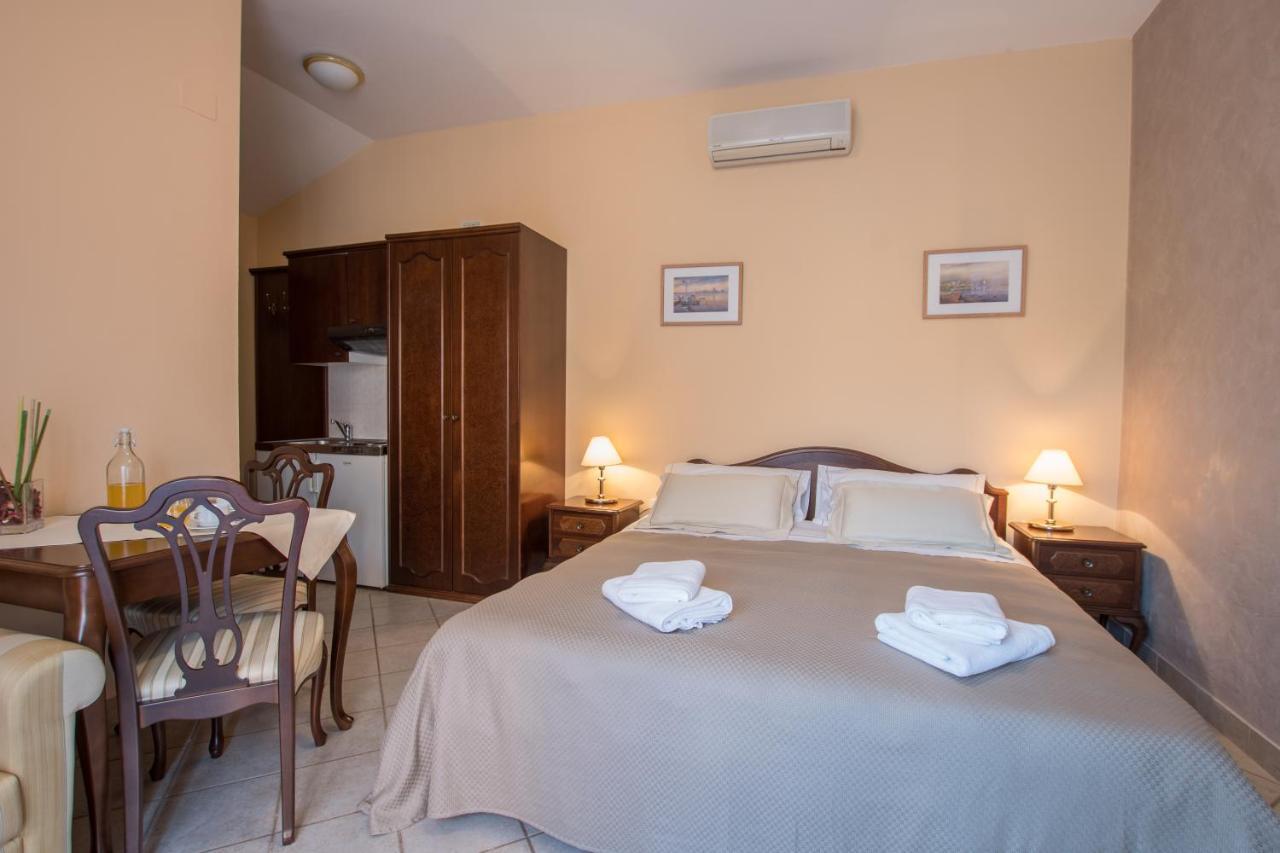 Apartments Viler บูเย ภายนอก รูปภาพ